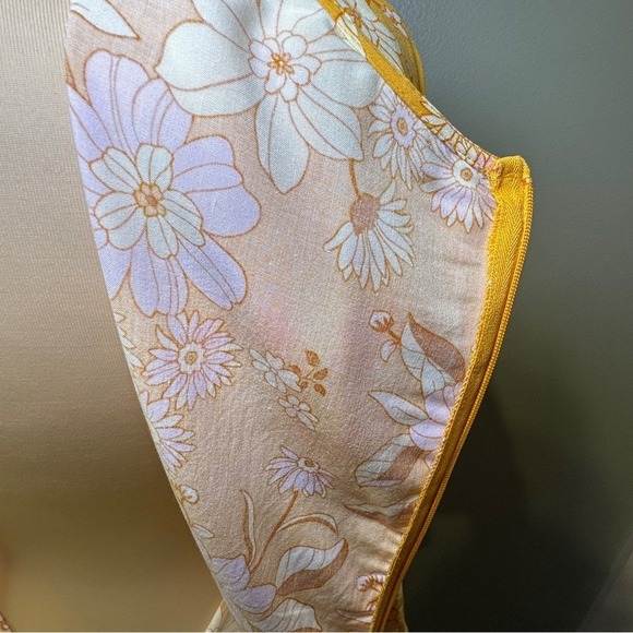 Cupshe Keira Yellow Floral Bunny Tie Bell Sleeve Cut Out Mini Dress Cover Up Med - Picture 6 of 11